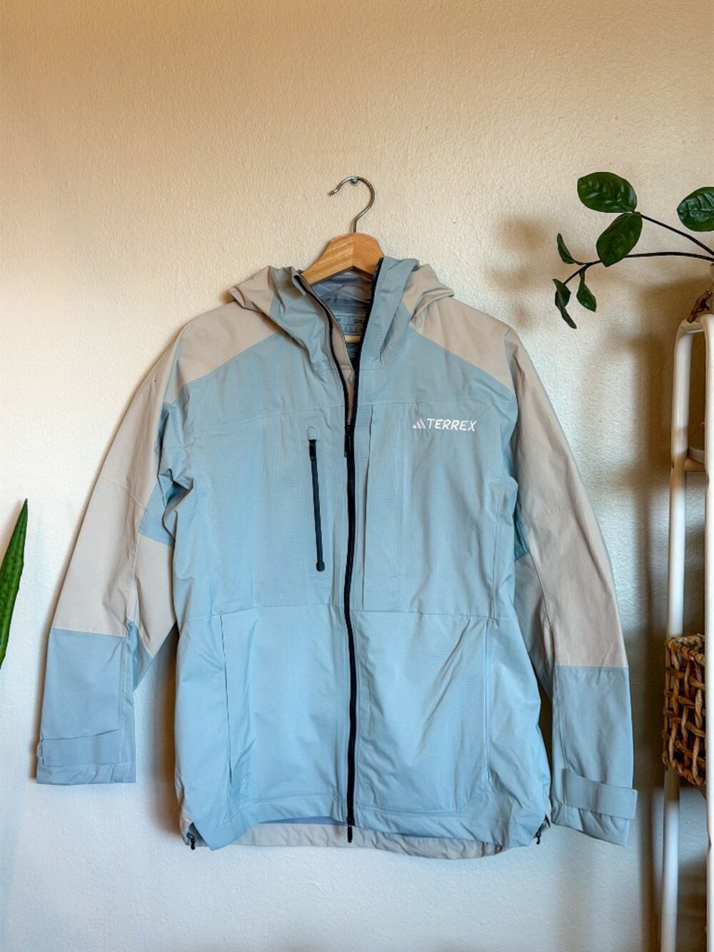Adidas Terrex Xploric Rain Jacket Women's Medium